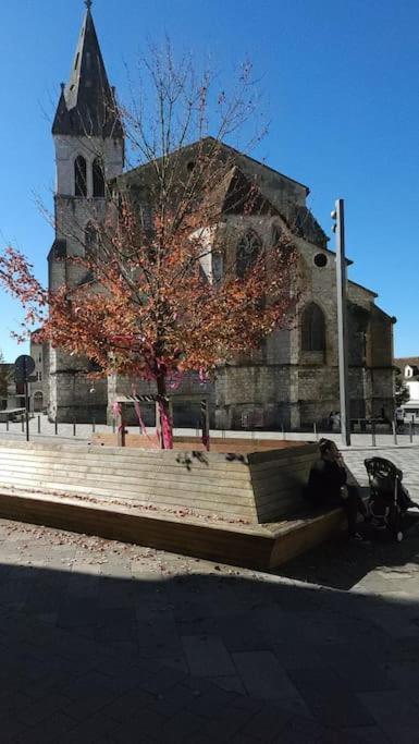 L'At3Lier D'Orthez Apartment Bagian luar foto