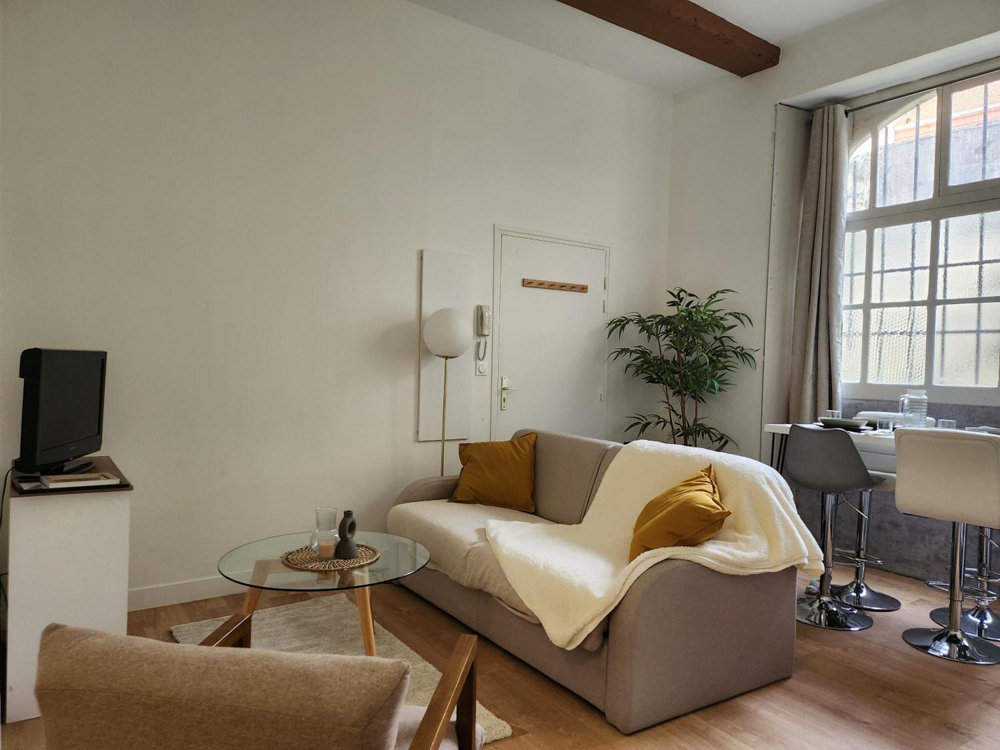 L'At3Lier D'Orthez Apartment Bagian luar foto